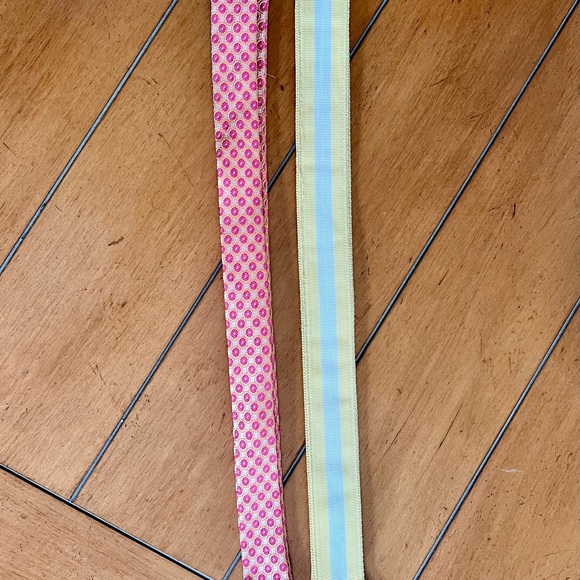 J. Crew Pink Floral And Yellow Striped Vintage D Ring Belts - Picture 7 of 9